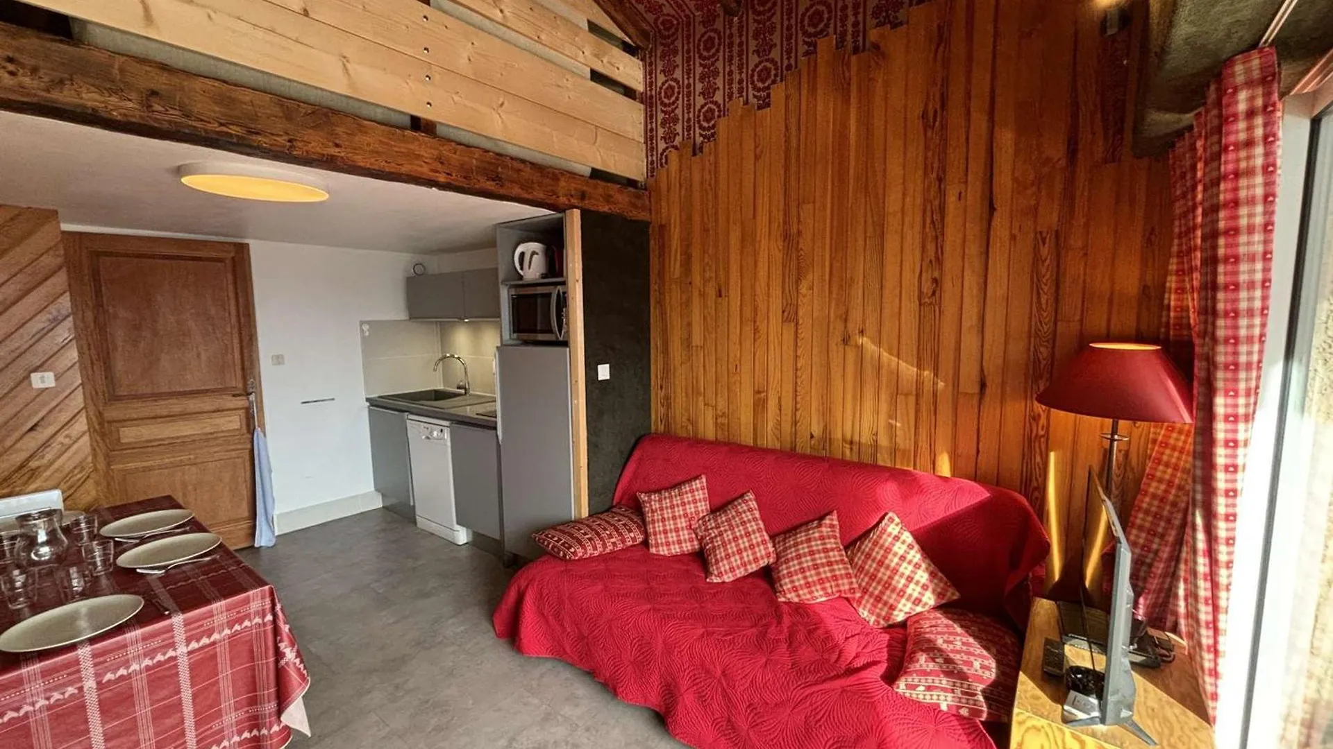 Apt 6 Pers. Proche Pistes, Renove, Parking - Fr-1-297-349 Auris
